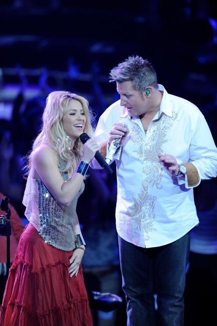 Still of Shakira and Rascal Flatts in American Idol: The Search for a Superstar (2002)