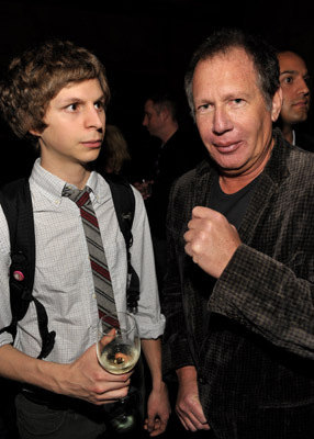 Michael Cera and Garry Shandling at event of Youth in Revolt (2009)