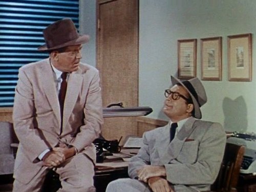 Still of George Reeves and Robert Shayne in Adventures of Superman (1952)