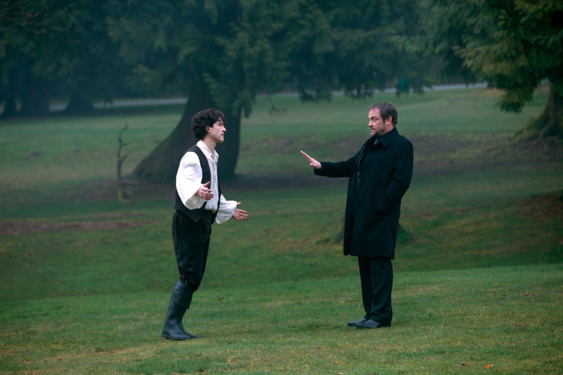 Still of Mark Sheppard and Theo Devaney in Supernatural (2005)