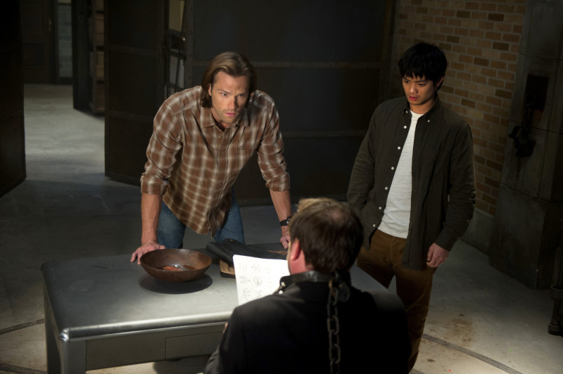 Still of Jared Padalecki, Mark Sheppard and Osric Chau in Supernatural (2005)