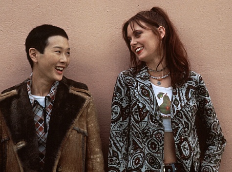 Still of Sarah Rosenberg and Jenny Shimizu in Foxfire (1996)