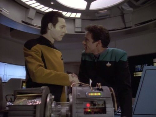 Still of Brent Spiner and Alexander Siddig in Star Trek: The Next Generation (1987)