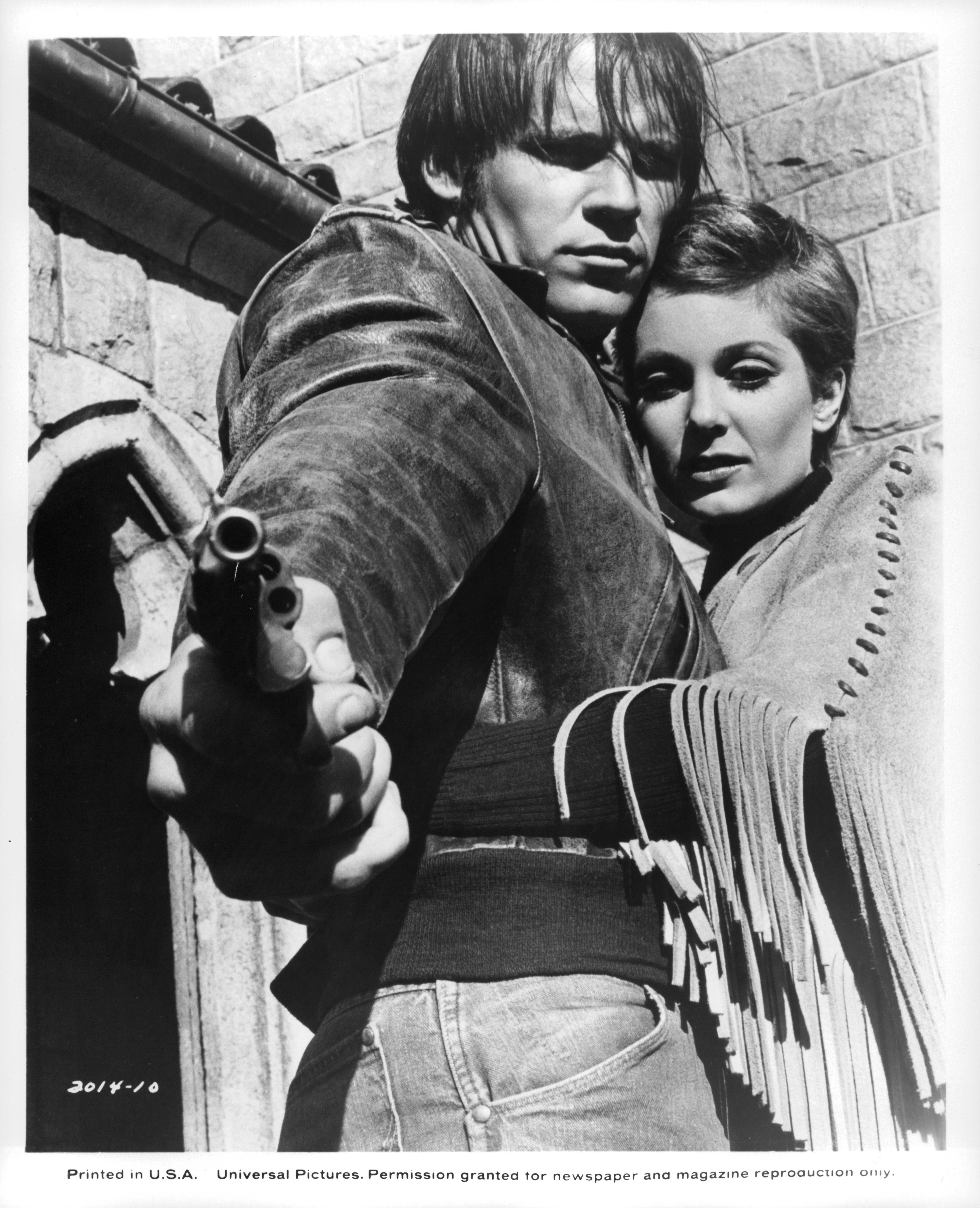 Still of Don Siegel, Tisha Sterling and Don Stroud in Coogan's Bluff (1968)