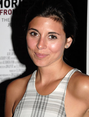 Jamie-Lynn Sigler at event of Alive Day Memories: Home from Iraq (2007)