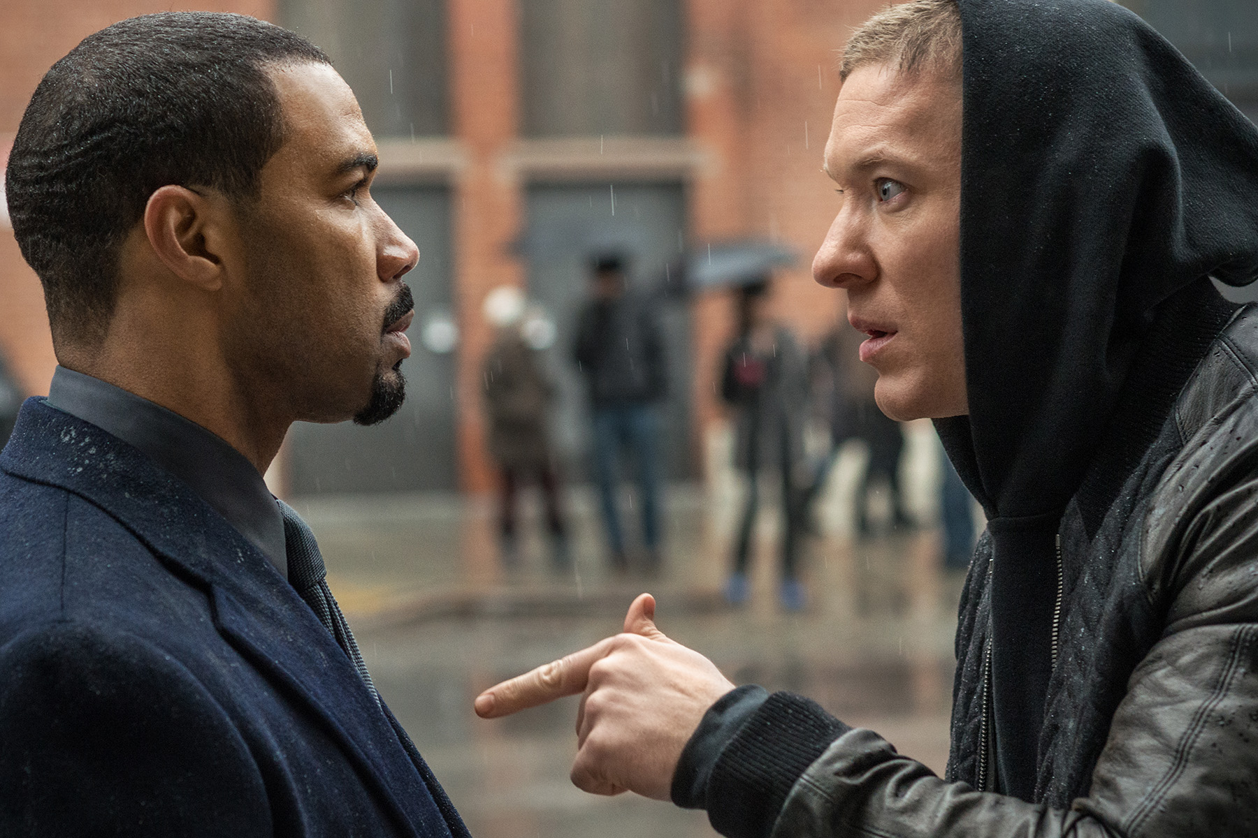 Still of Joseph Sikora and Omari Hardwick in Power (2014)