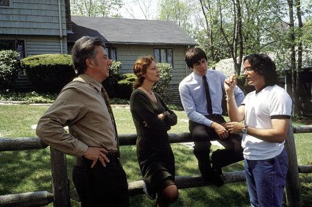 Brad Silberling (right) talks through a scene with Dustin Hoffman (left), Susan Sarandon (center), and Jake Gyllenhaal (right).