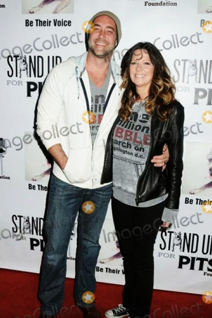 Stand Up For Pits benefit at the Hollywood Improv. November 2nd, 2014. Alex and wife Mo Collins on the red carpet.
