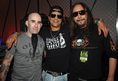Ace Frehley, Slash and Scott Ian
