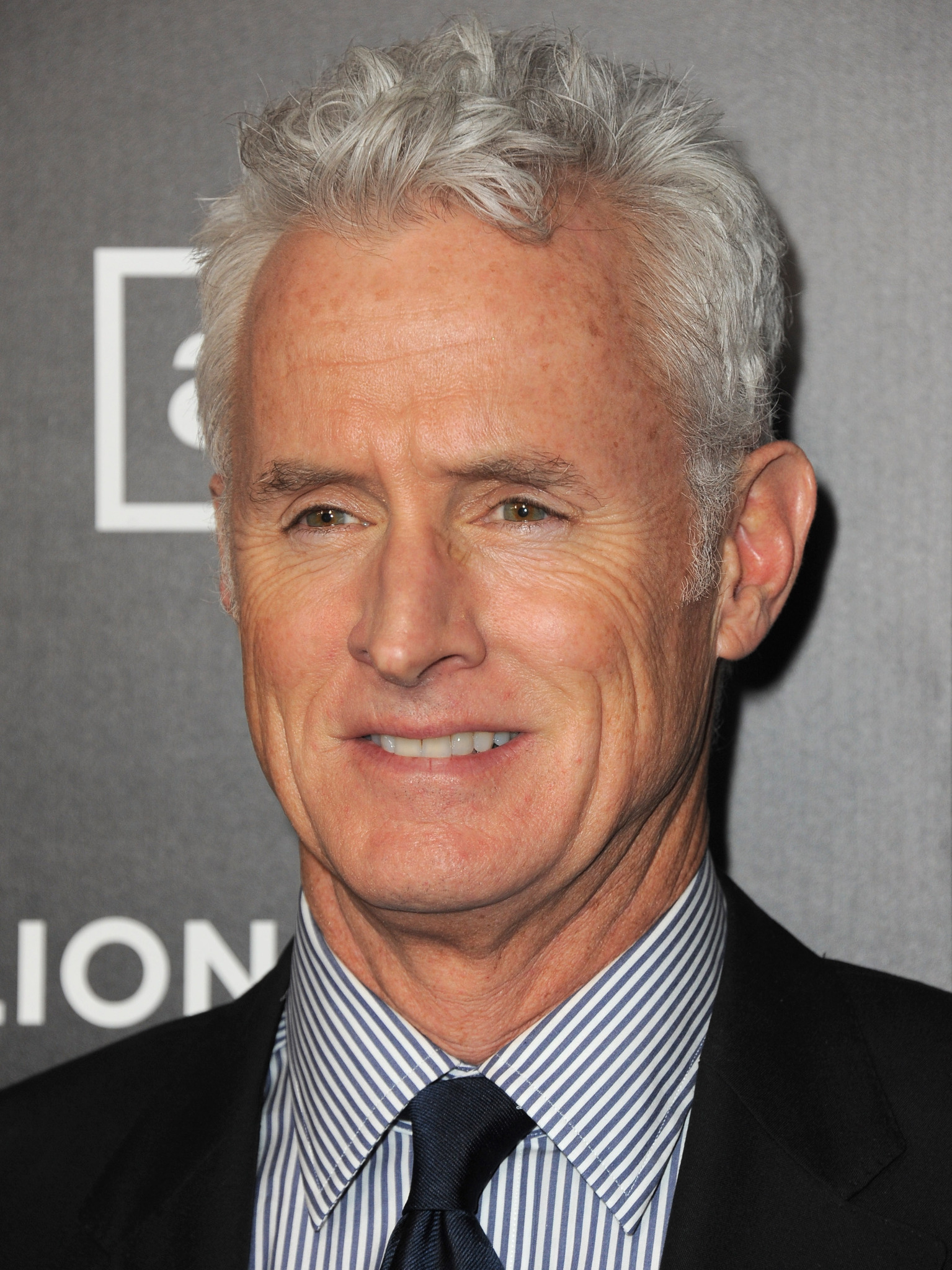 John Slattery at event of MAD MEN. Reklamos vilkai (2007)