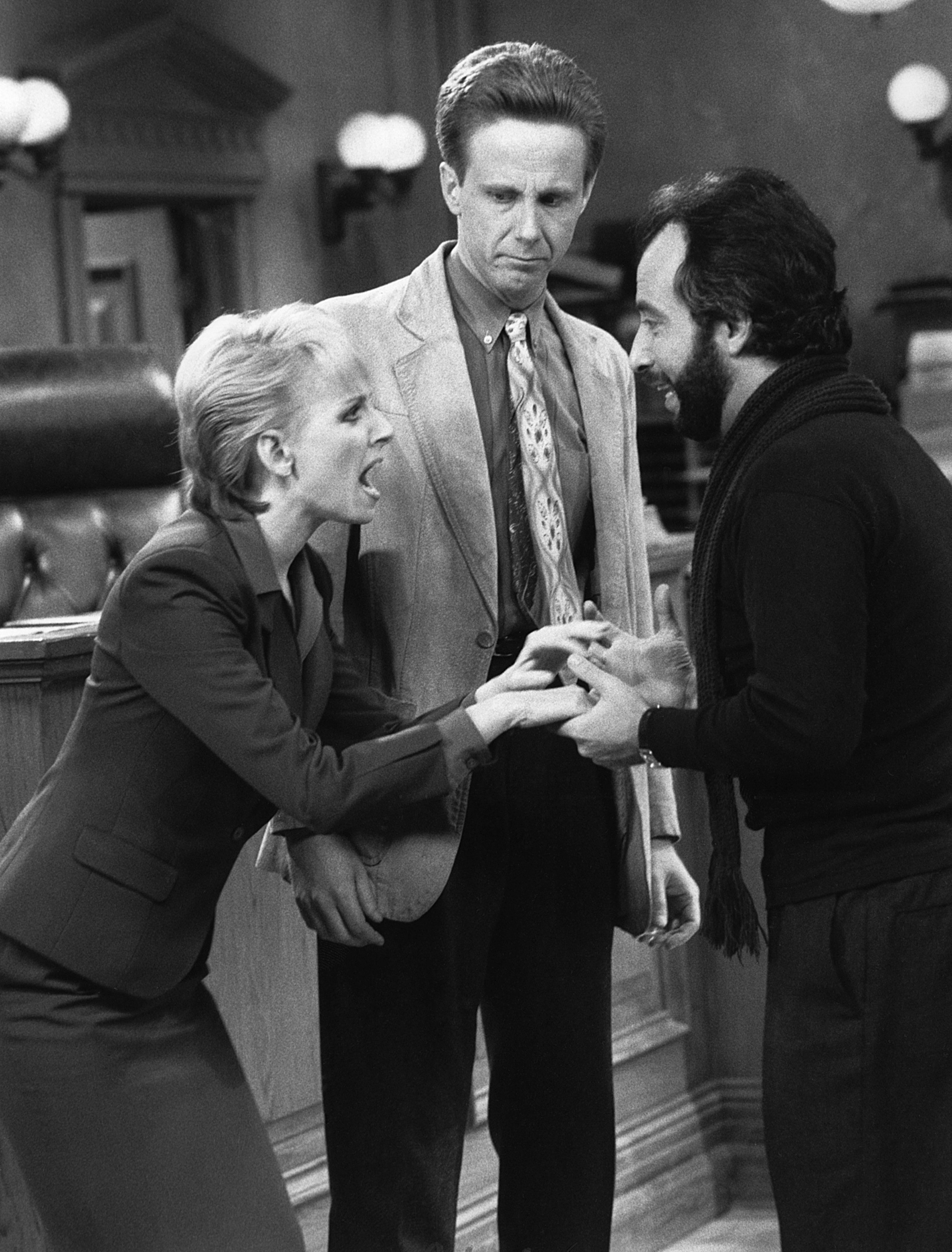 Still of Harry Anderson, Ellen Foley and Yakov Smirnoff in Night Court (1984)