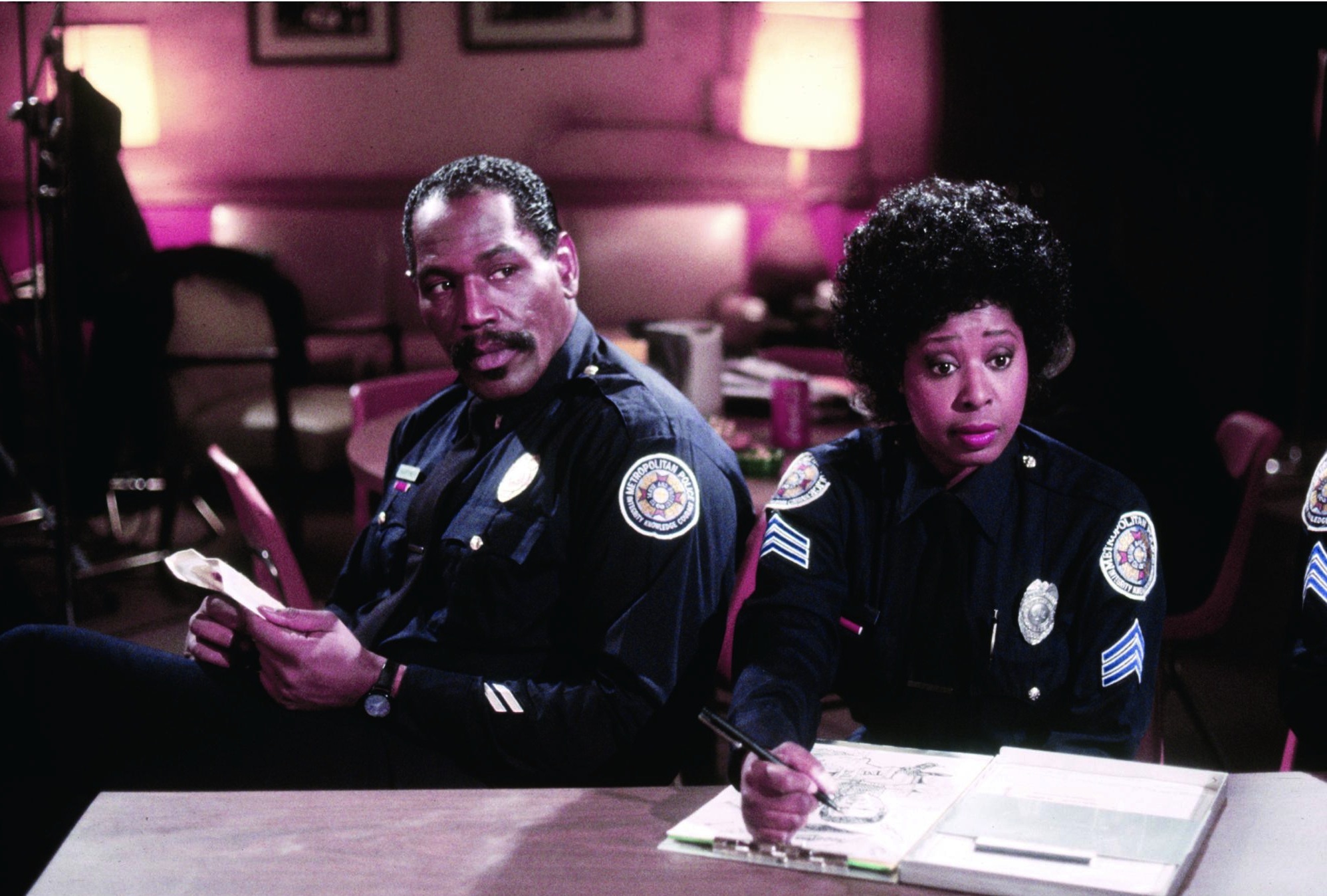 Still of Marion Ramsey and Bubba Smith in Police Academy 6: City Under Siege (1989)