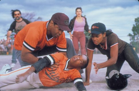 Still of Denzel Washington, Kimberly Elise and Daniel E. Smith in John Q (2002)