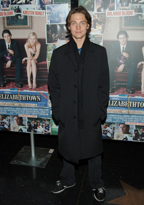 Gregory Smith at event of Elizabethtown (2005)