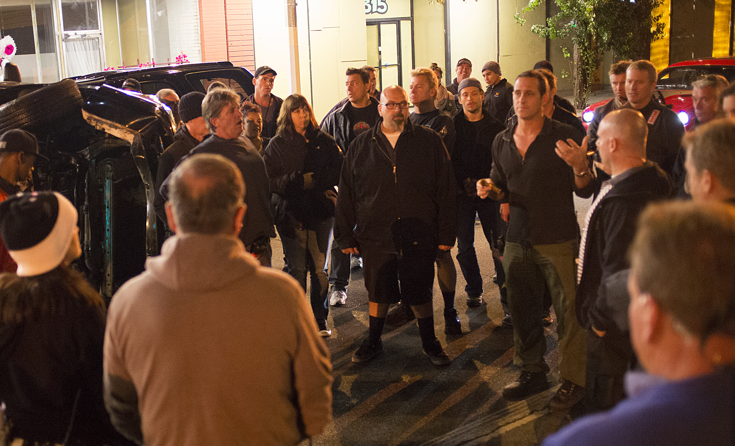 Safety briefing on Nightcrawler's Car Chase