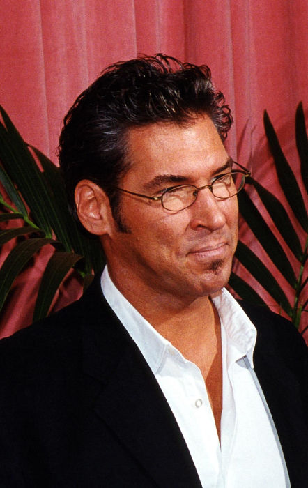 Mike Smithson at the 72nd Annual Academy Award nominee's luncheon (March, 2000)