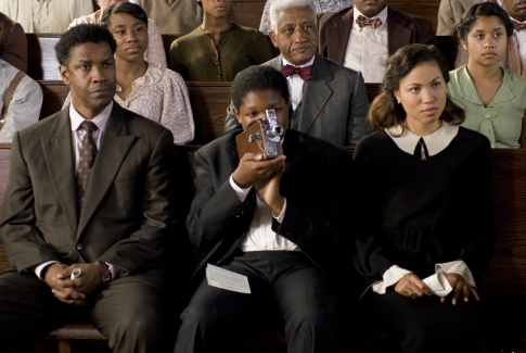 Still of Denzel Washington, Jurnee Smollett-Bell and Denzel Whitaker in The Great Debaters (2007)