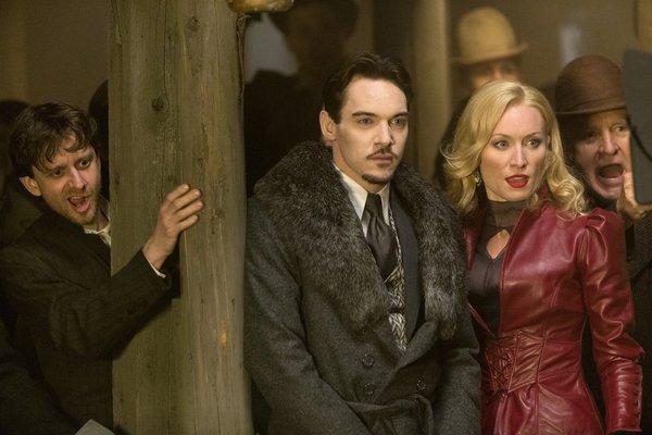Still of Jonathan Rhys Meyers and Victoria Smurfit in Dracula (2013)