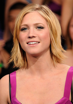 Brittany Snow at event of Total Request Live (1999)