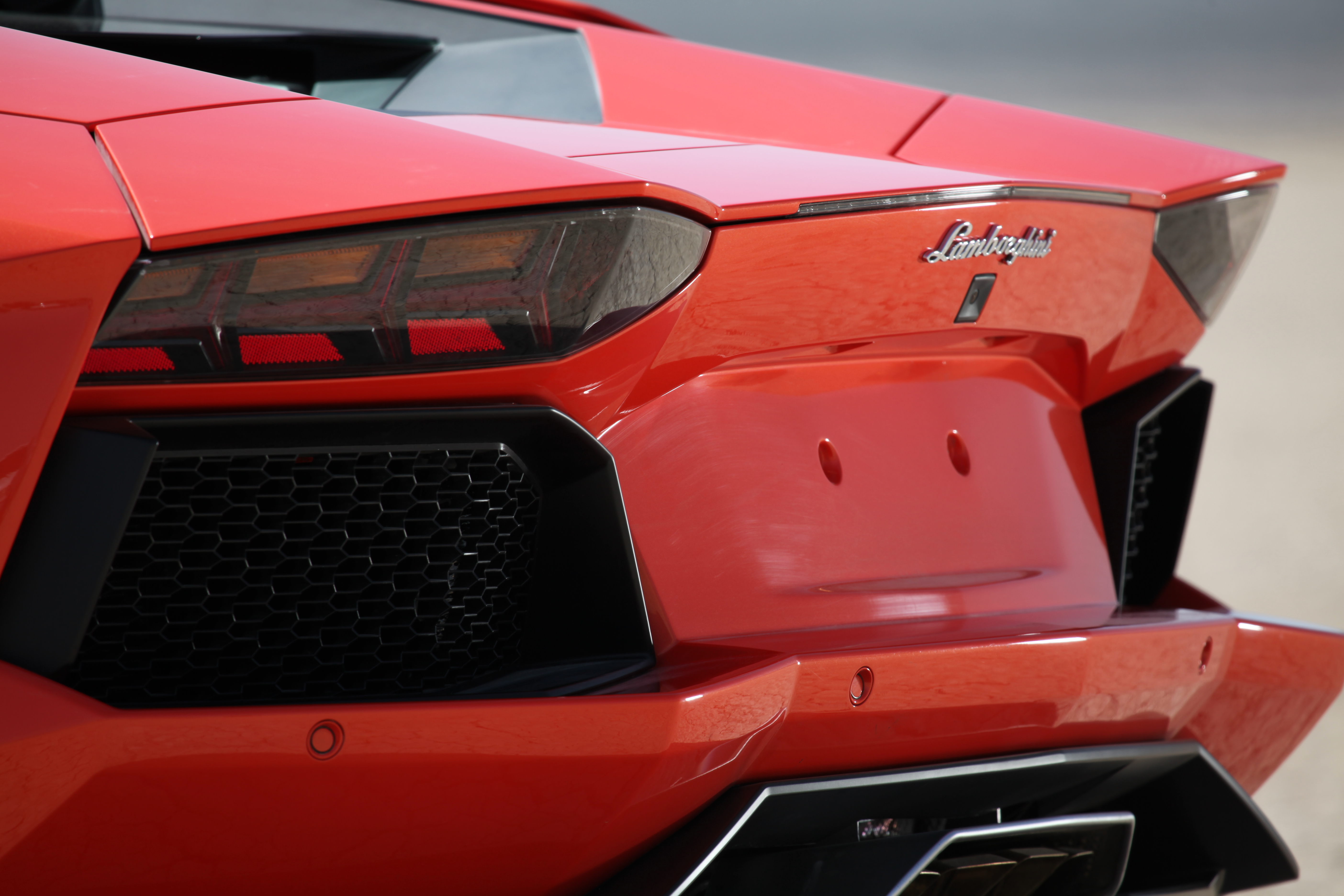 Lamborghini Aventador http://vimeo.com/22884674