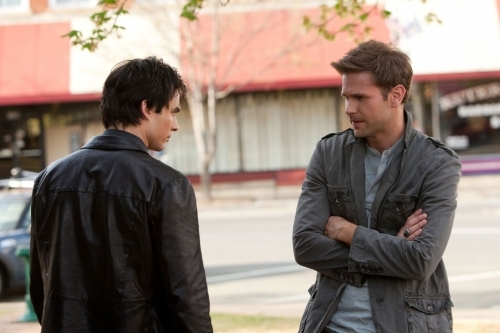 Still of Matthew Davis and Ian Somerhalder in Vampyro dienorasciai (2009)