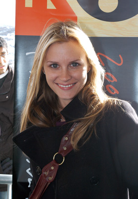 Bonnie Somerville at event of Garden State (2004)