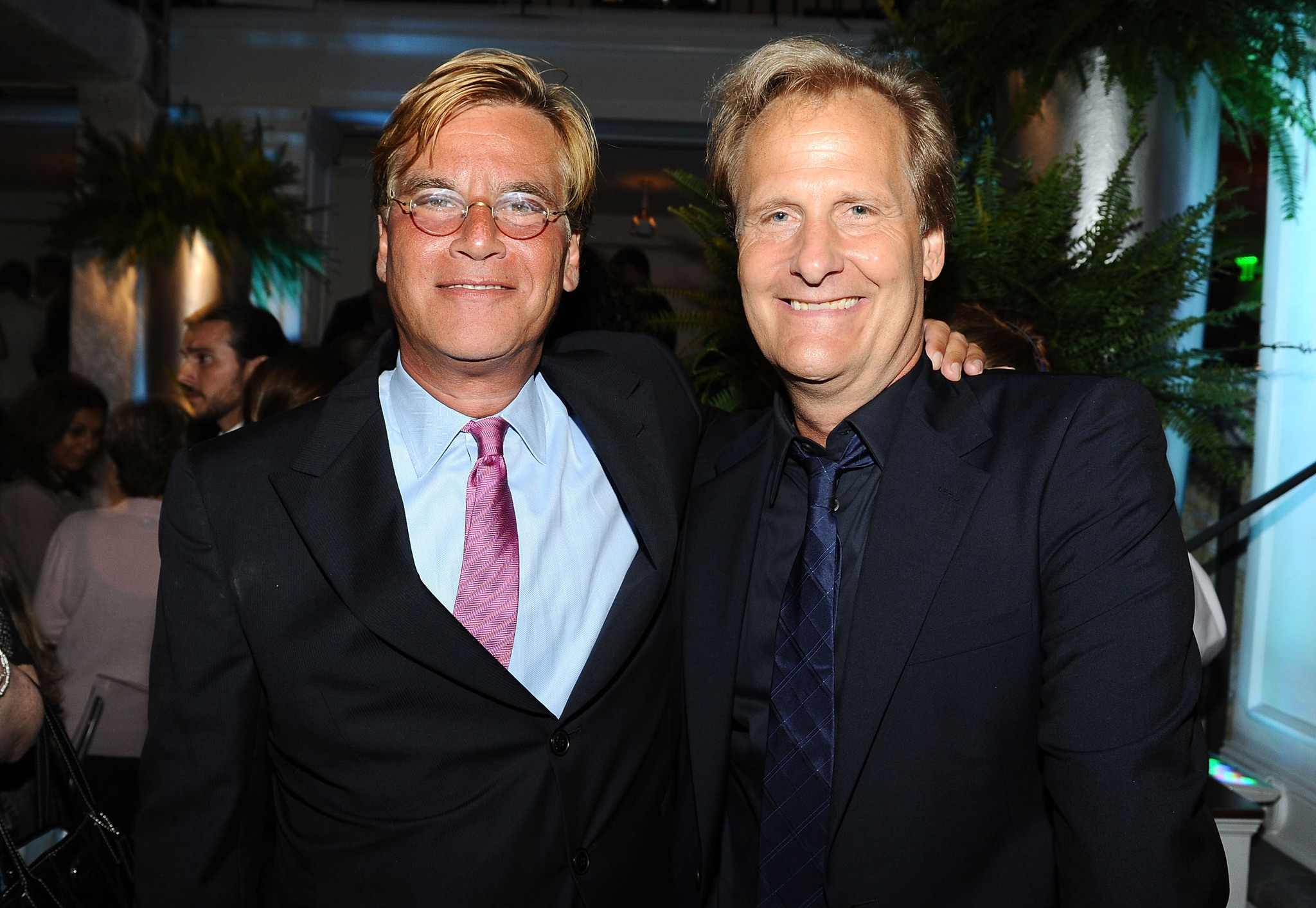 Jeff Daniels and Aaron Sorkin at event of The Newsroom (2012)
