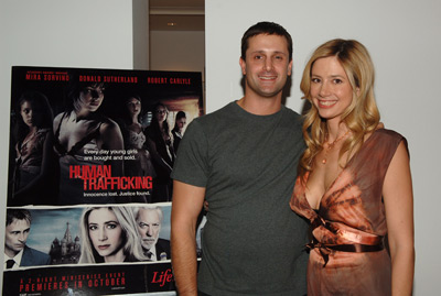 Mira Sorvino and Michael Sorvino at event of Human Trafficking (2005)