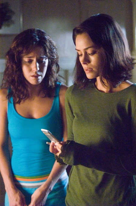 Still of Shannyn Sossamon and Ana Claudia Talancón in One Missed Call (2008)