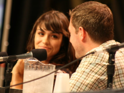 Ed Burns attracts Shannyn Sossamon's gaze at the One Missed Call panel