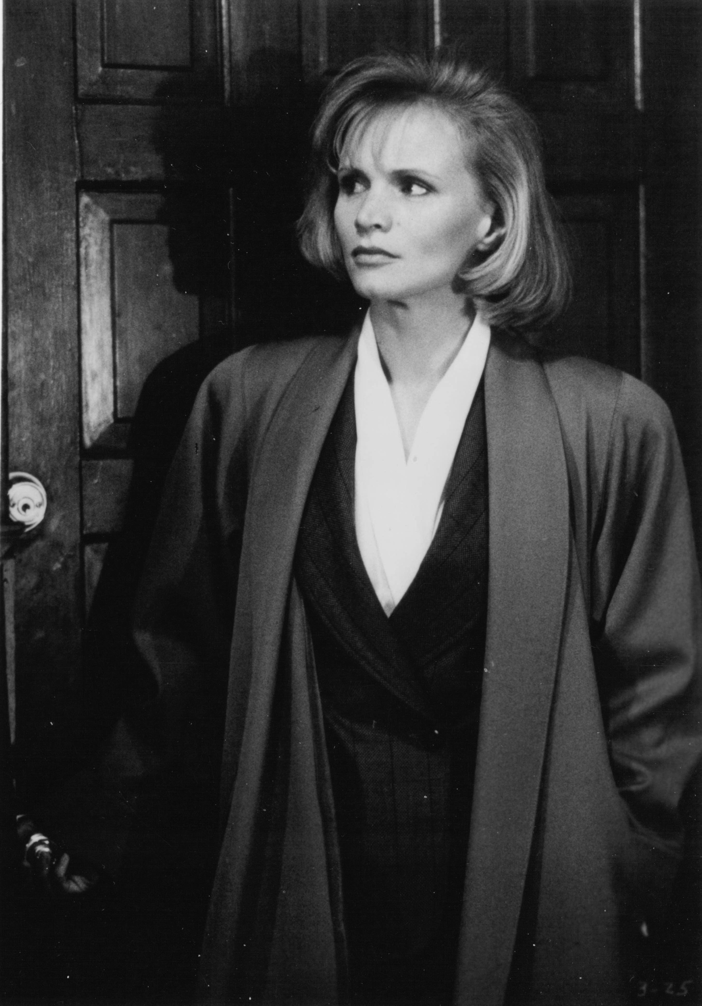 Still of Renée Soutendijk in Eve of Destruction (1991)