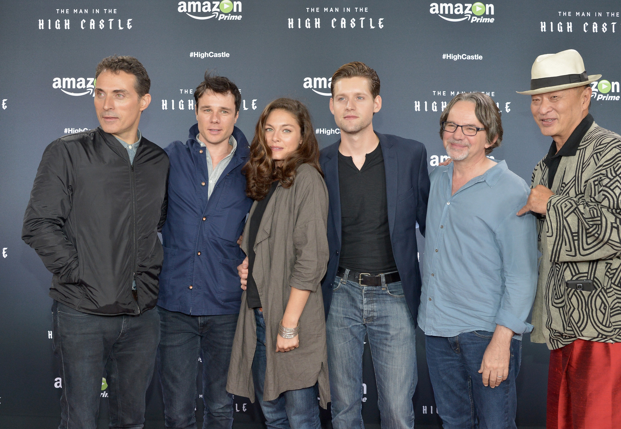 Rufus Sewell, Frank Spotnitz, Cary-Hiroyuki Tagawa, Alexa Davalos, Rupert Evans, Luke Kleintank and Charley Gallay at event of The Man in the High Castle (2015)