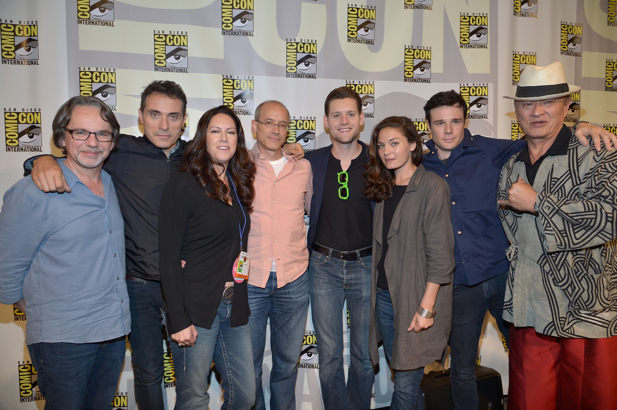 Rufus Sewell, Frank Spotnitz, Cary-Hiroyuki Tagawa, Alexa Davalos, Rupert Evans and Luke Kleintank