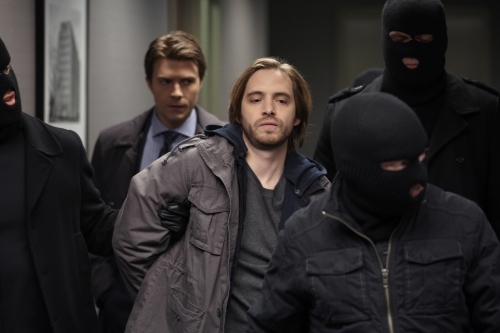 Still of Noah Bean and Aaron Stanford in Nikita (2010)