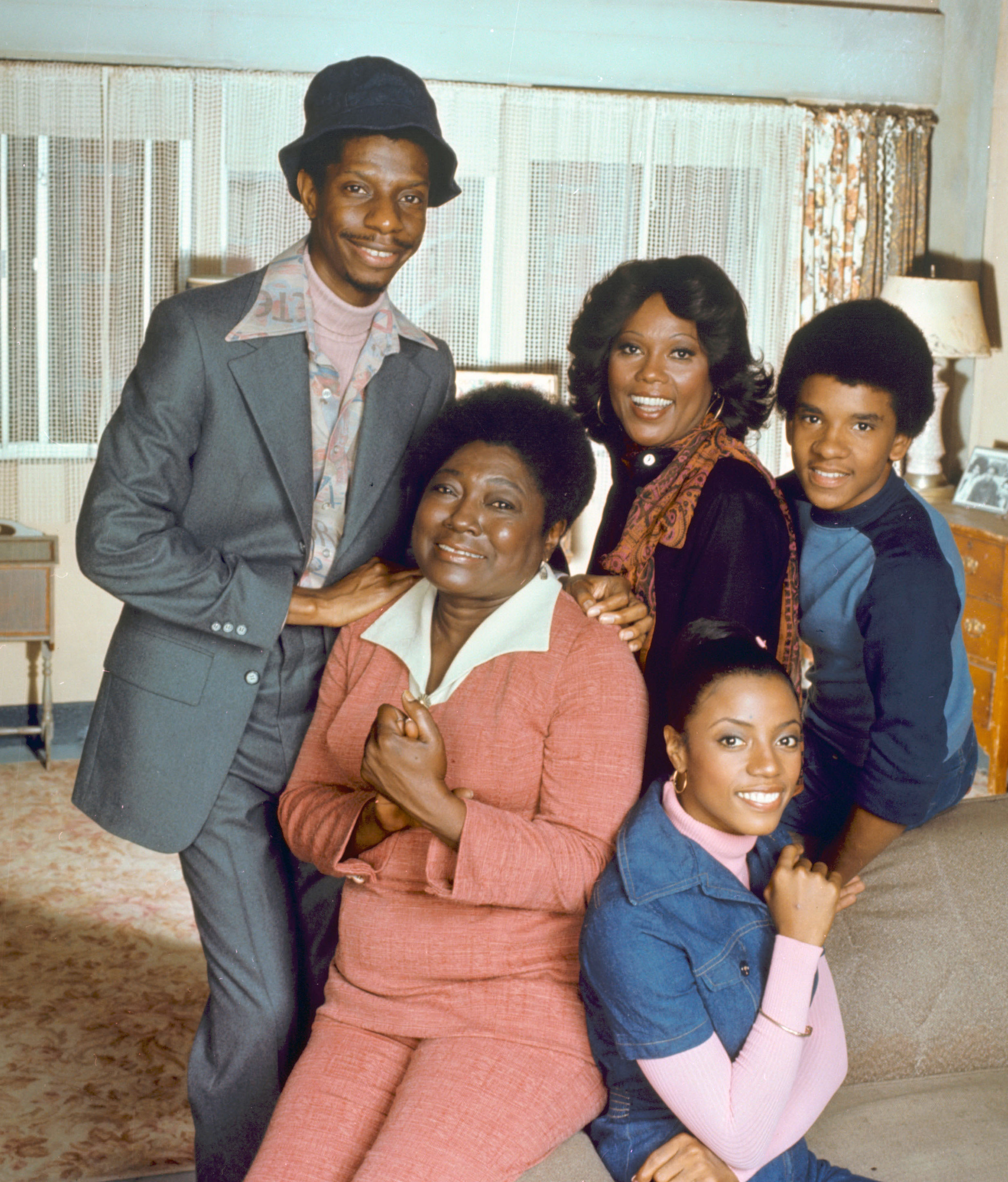Still of Ralph Carter, Ja'net DuBois, Esther Rolle, BernNadette Stanis and Jimmie Walker in Good Times (1974)