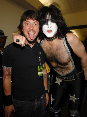 Dave Grohl and Paul Stanley