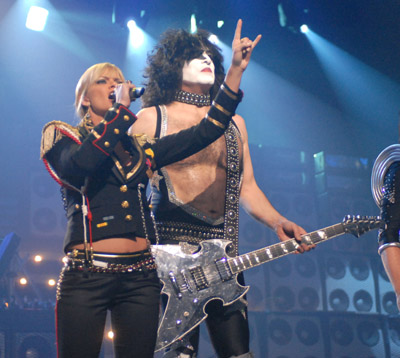 Jaime Pressly and Paul Stanley