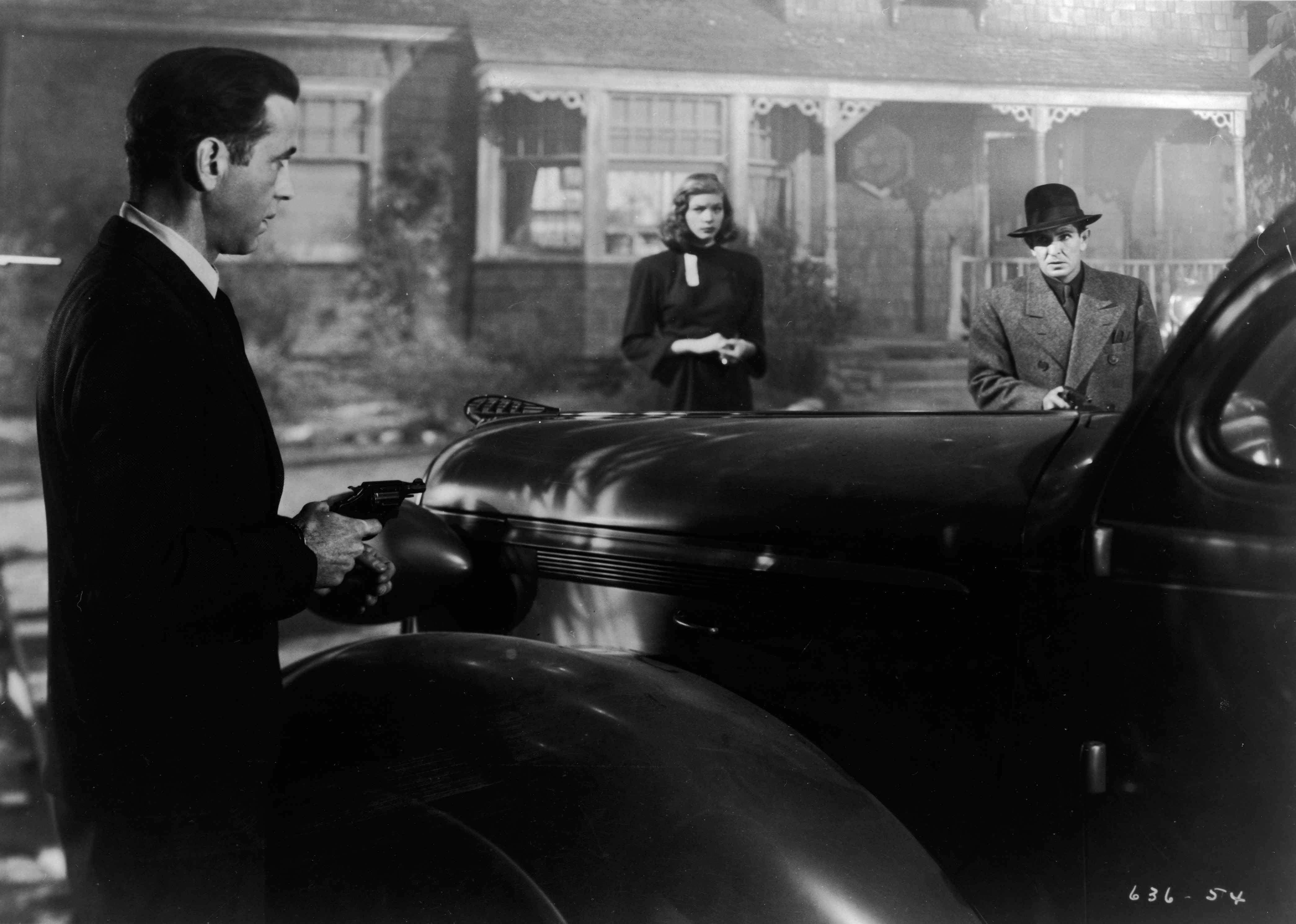 Still of Lauren Bacall, Humphrey Bogart and Bob Steele in The Big Sleep (1946)