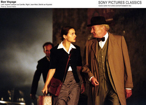 Still of Virginie Ledoyen and Jean-Marc Stehlé in Bon voyage (2003)