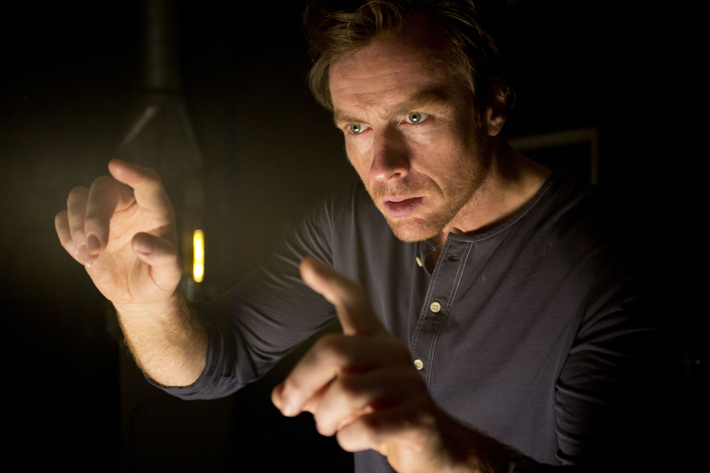 Still of Toby Stephens in The Machine (2013)