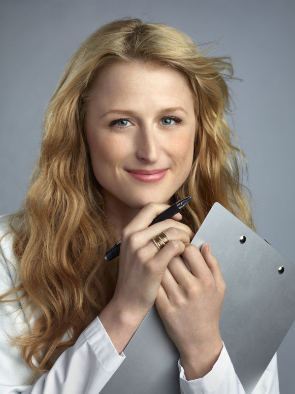 Still of Mamie Gummer in Emily Owens M.D.: Pilot (2012)