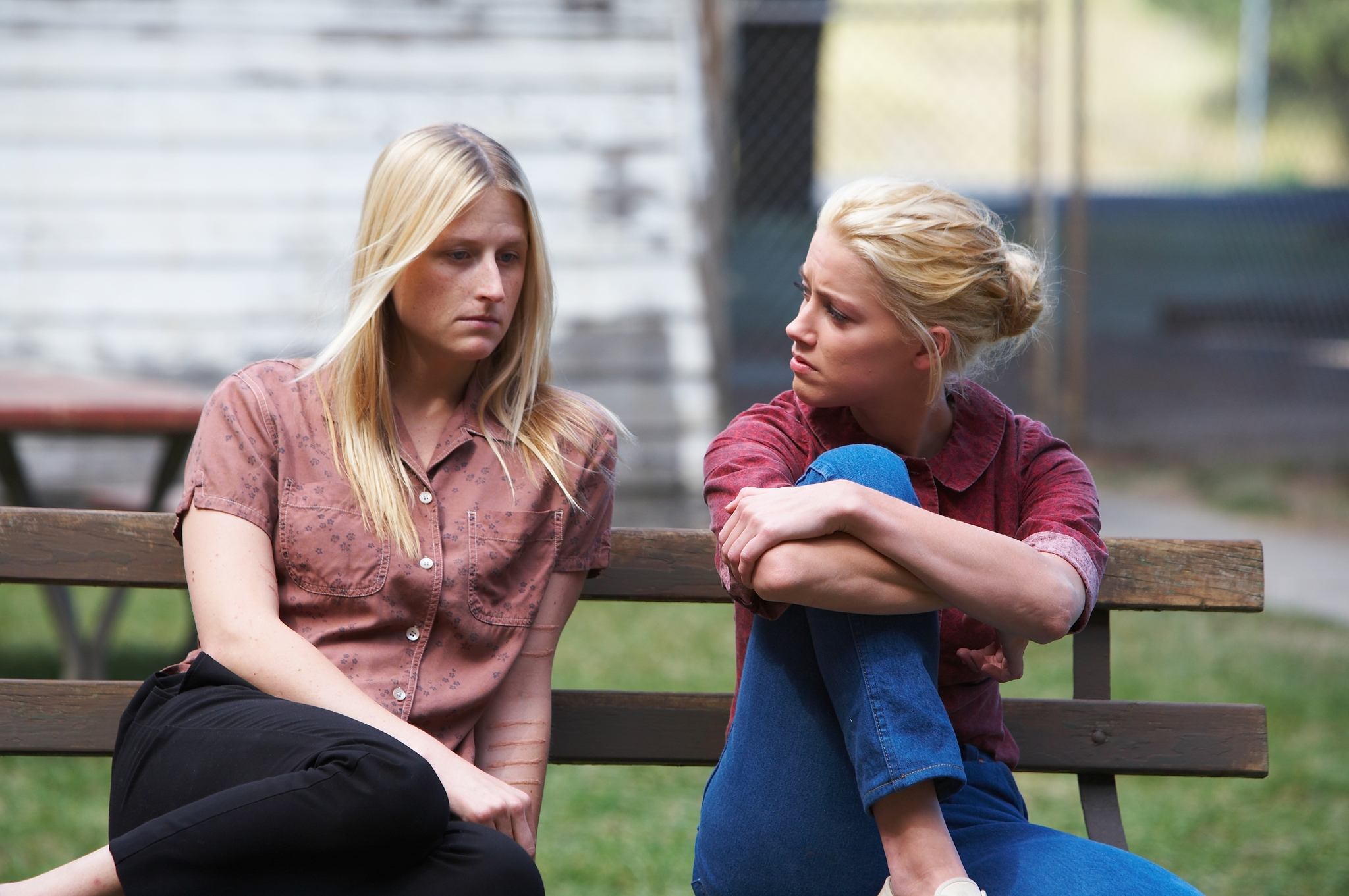 Still of Mamie Gummer and Amber Heard in The Ward (2010)