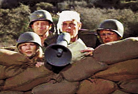 Still of Gary Burghoff, Larry Linville, McLean Stevenson and Loretta Swit in M*A*S*H (1972)
