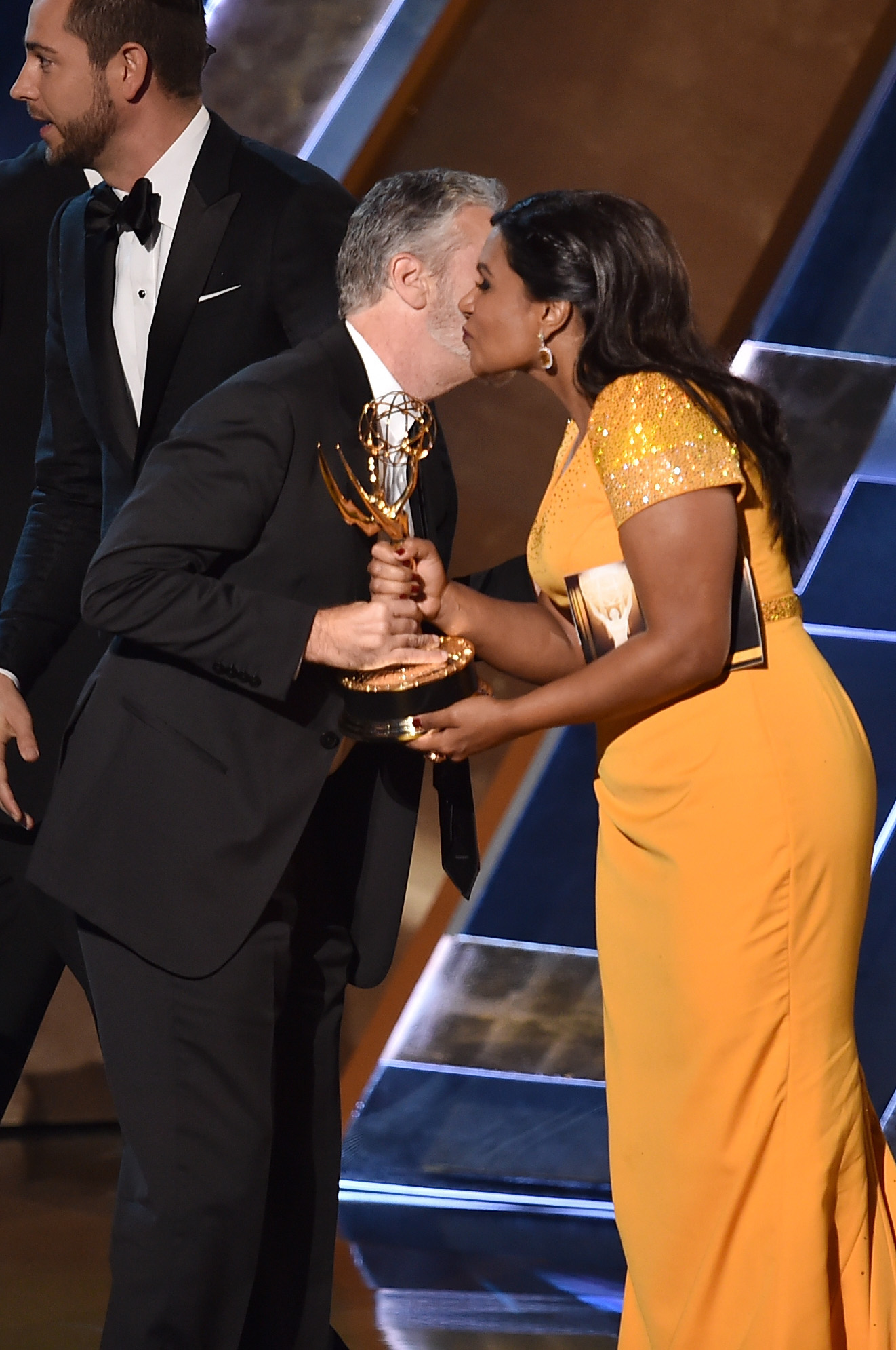 Jon Stewart and Mindy Kaling at event of The 67th Primetime Emmy Awards (2015)