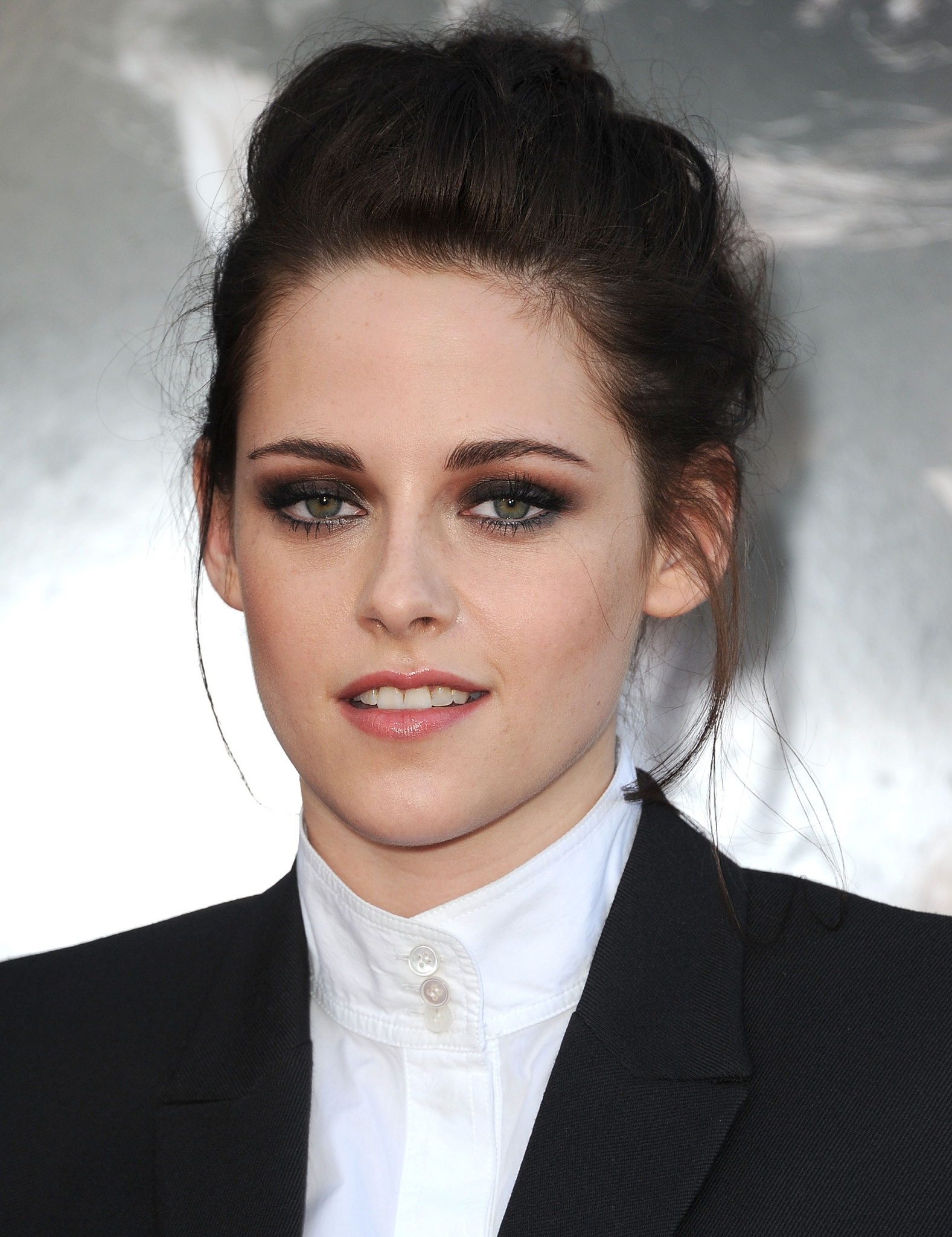 Kristen Stewart at event of Snieguole ir medziotojas (2012)