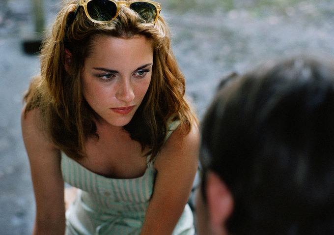 Still of Kristen Stewart in Kelyje (2012)