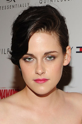 Kristen Stewart at event of The Runaways (2010)