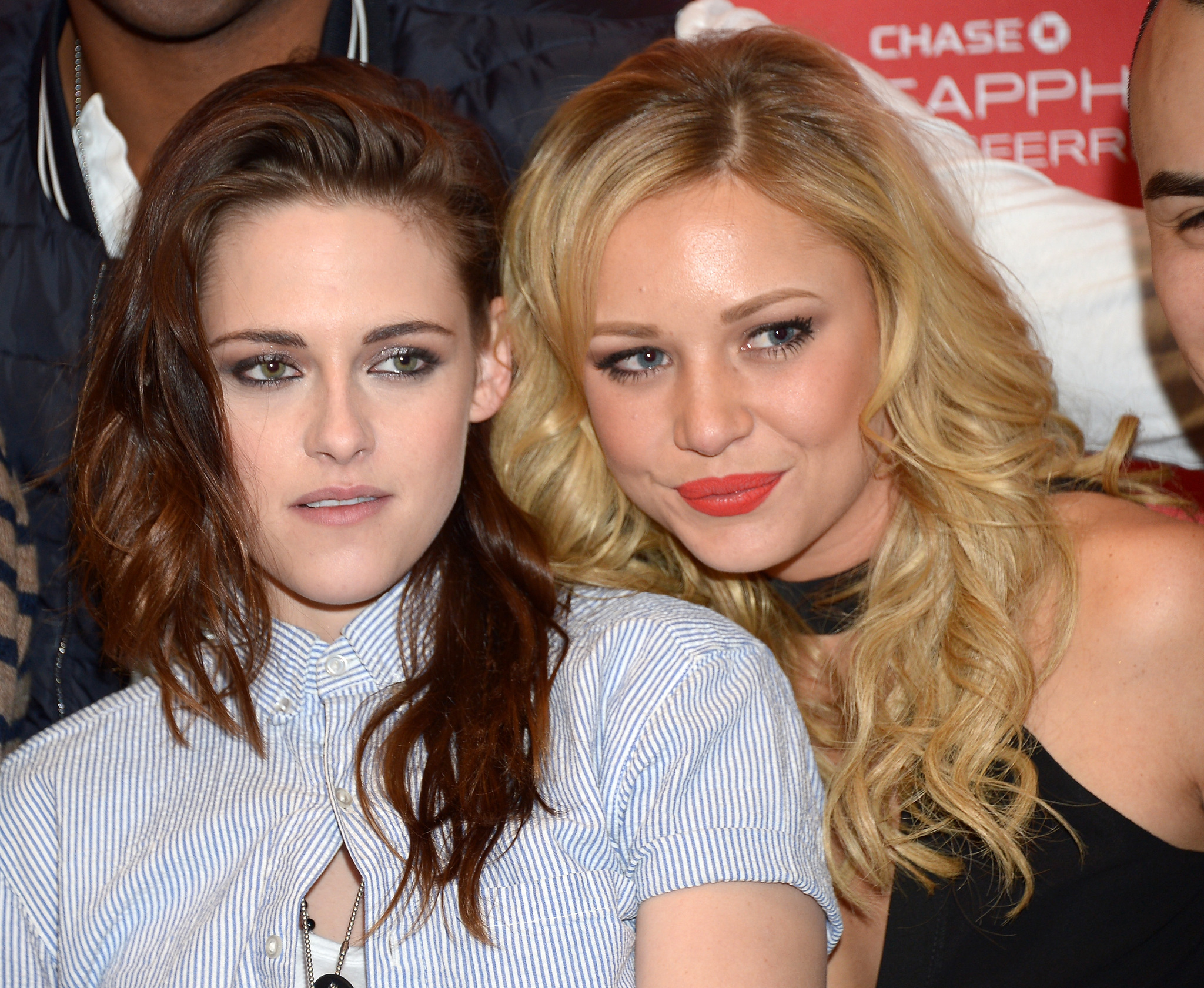 Kristen Stewart and Tara Holt at event of Camp X-Ray (2014)