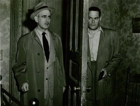 Still of Warren Stevens and Paul Stewart in Deadline - U.S.A. (1952)