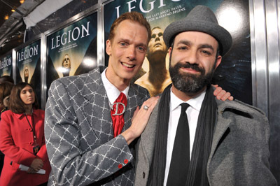 Doug Jones and Scott Stewart at event of Legionas (2010)